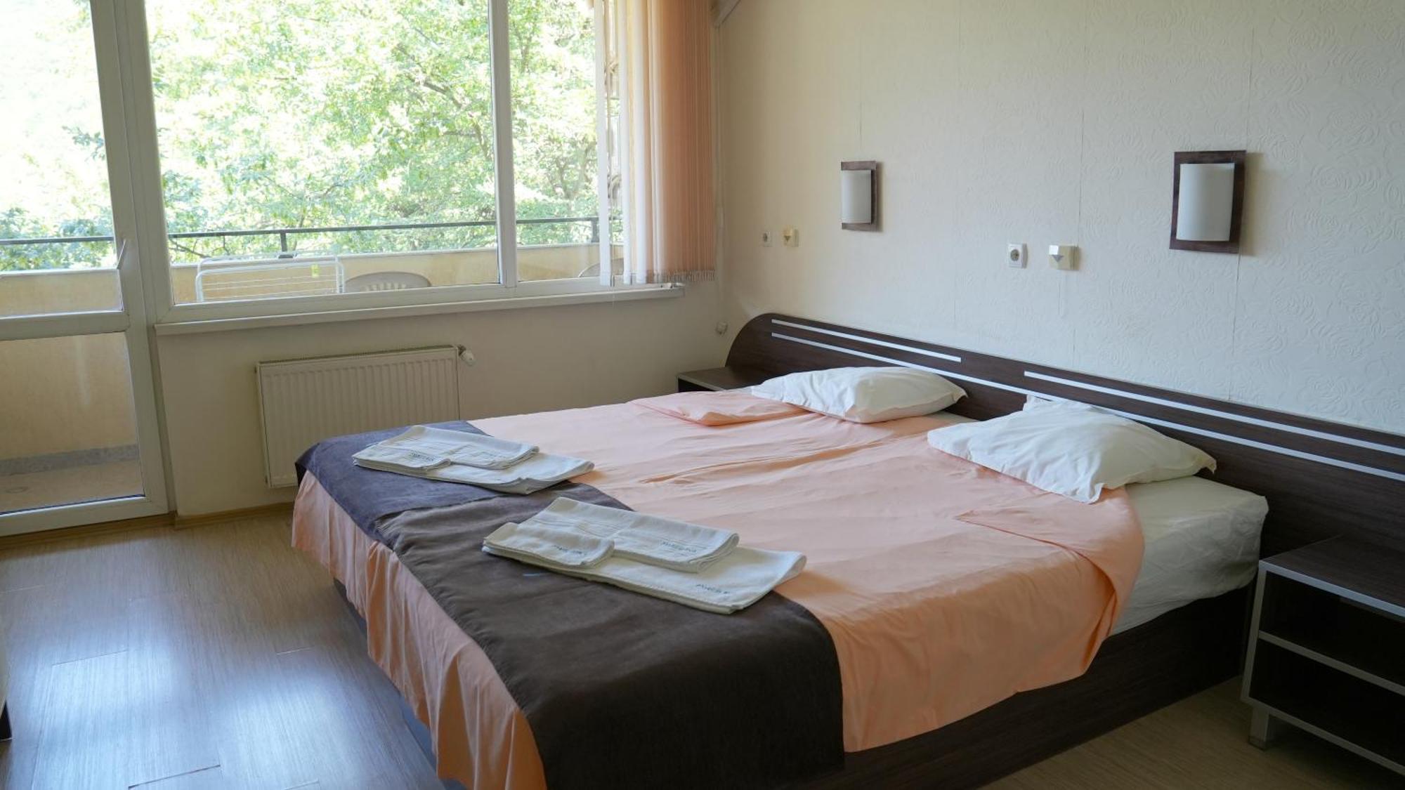 Hotel Balneo Comlex Medica Narechen Narechenski Bani Zewnętrze zdjęcie